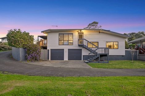 Photo of property in 1/9a Kitewao Street, Northcote, Auckland, 0627