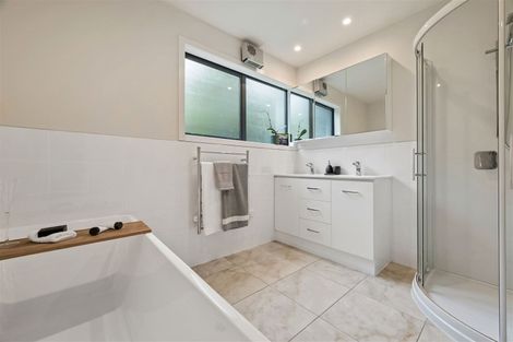 Photo of property in 11 Toledo Place, Mount Pleasant, Christchurch, 8081