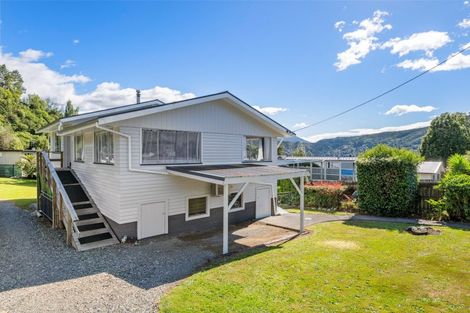 Photo of property in 14 Lawrence Street, Havelock, 7100