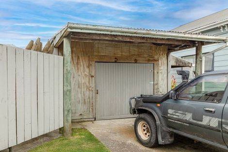 Photo of property in 34 Wakefield Street, Westport, 7825