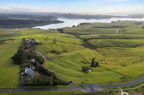 Photo of property in 189 Vaughans Road, Okura, Albany, 0792