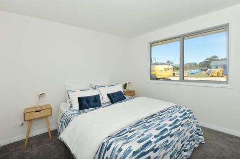 Photo of property in 70 Stace Hopper Drive, One Tree Point, 0118