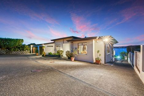 Photo of property in 2/22 Falstaff Place, Half Moon Bay, Auckland, 2012