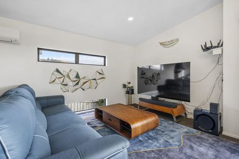 Photo of property in 85 Endeavour Drive, Whitby, Porirua, 5024