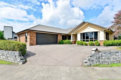 Photo of property in 3 Gibbston Close, Huntington, Hamilton, 3210