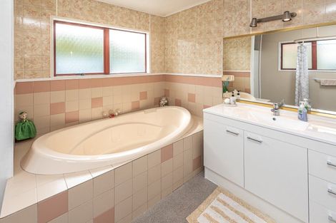 Photo of property in 43 Quick Avenue, Aramoho, Whanganui, 4500