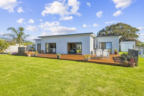 Photo of property in 10 Pohatu Lane, Otaki, 5512