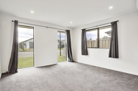 Photo of property in 24 Mehrtens Crescent, Woodend, 7610