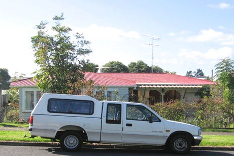 Photo of property in 11a Christmas Road, Manurewa, Auckland, 2102