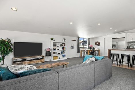 Photo of property in 43 Estuary Road, New Brighton, Christchurch, 8061