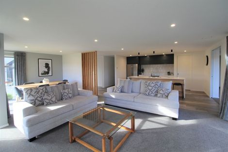 Photo of property in 12 Grosvenor Grange, Gleniti, Timaru, 7910