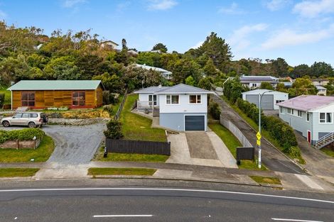 Photo of property in 24 Omapere Street, Waitangirua, Porirua, 5024