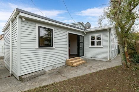 Photo of property in 29a Parkvale Road, Karori, Wellington, 6012