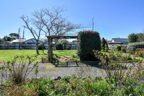 Photo of property in 3 Walnut Lane, Carterton, 5713