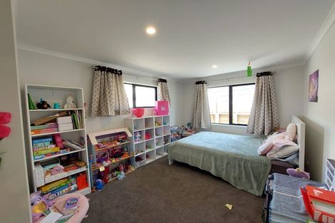 Photo of property in 9 Rua Place, Bell Block, New Plymouth, 4312