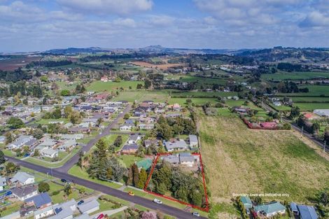 Photo of property in 15 Saint Johns Avenue, Tuakau, 2121