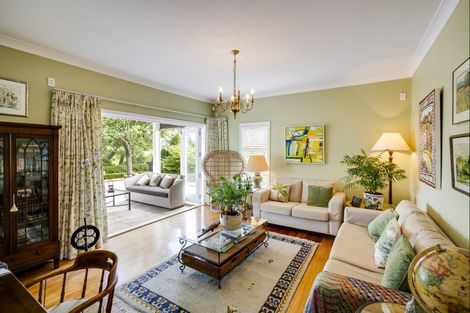 Photo of property in 20 Tauroa Road, Havelock North, 4130