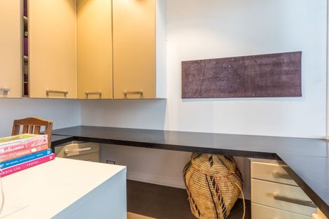 Photo of property in 9d/2 Saint Martins Lane, Grafton, Auckland, 1010