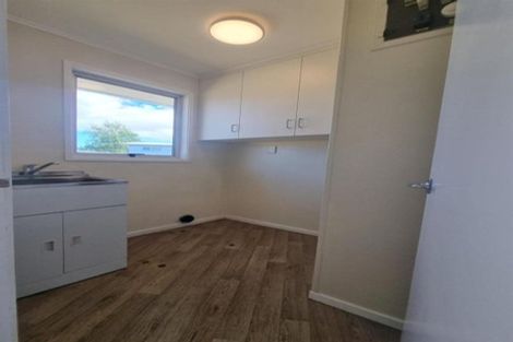 Photo of property in 13 Harmel Road, Glendene, Auckland, 0602