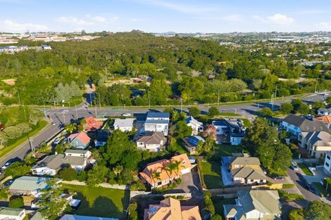 Photo of property in 5 Summerfield Lane, Albany, Auckland, 0632