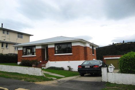 Photo of property in 3 Freyberg Road, Fairfield, Dunedin, 9018