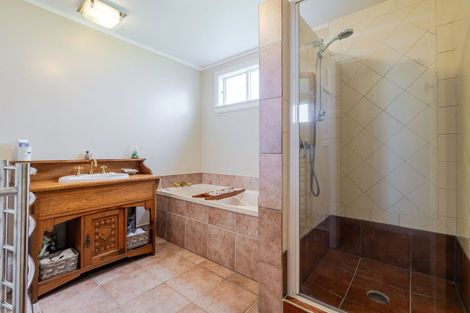 Photo of property in 53 Russell Street, Palmerston North, 4414