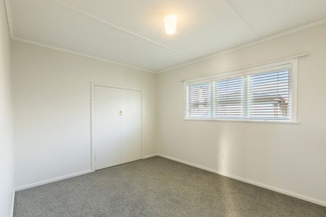 Photo of property in 11 Hillary Crescent, Maraenui, Napier, 4110