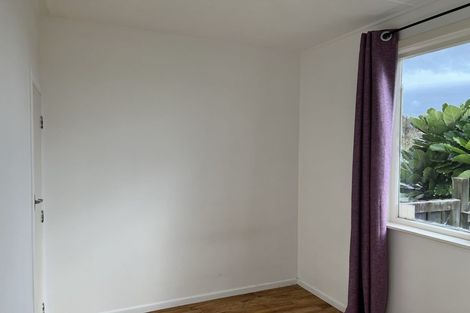 Photo of property in 6 Kaitawa Street, Waikanae Beach, Waikanae, 5036