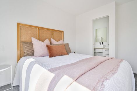 Photo of property in 3 Hikanui Drive, Havelock North, 4130