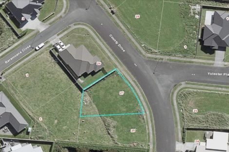 Photo of property in 27 County Drive, Hawera, 4610