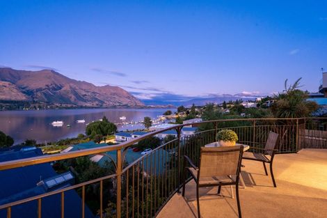 Photo of property in 10 Lismore Street, Wanaka, 9305