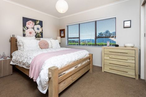 Photo of property in 1/7 Gerald Stokes Avenue, Helensville, 0800