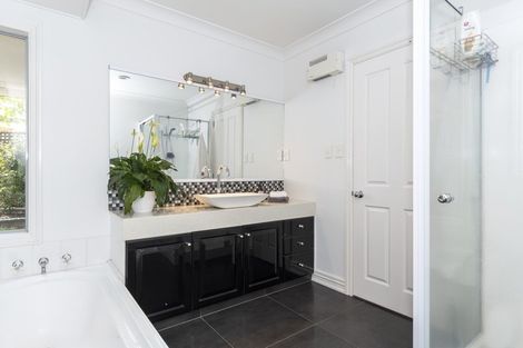 Photo of property in 25 Jasmine Place, Mount Maunganui, 3116