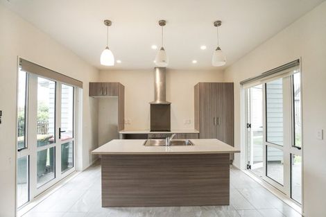 Photo of property in 75 Grove Road, Papakura, 2110