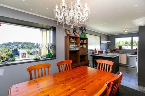 Photo of property in 9 Fantome Place, Whalers Gate, New Plymouth, 4310