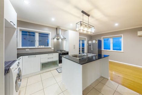 Photo of property in 1/14 Fairview Road, Papatoetoe, Auckland, 2025