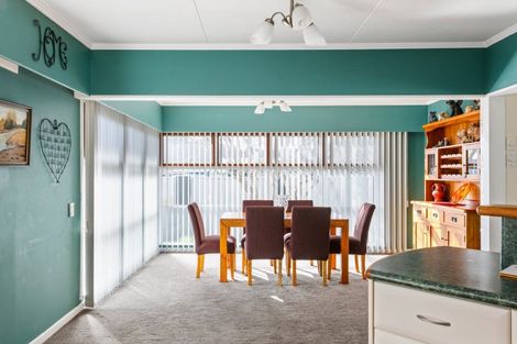 Photo of property in 2 Emily Street, Riverdale, Gisborne, 4010