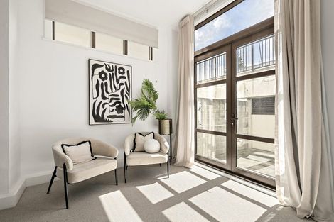 Photo of property in Augusta Apartments, 8/254 Willis Street, Te Aro, Wellington, 6011