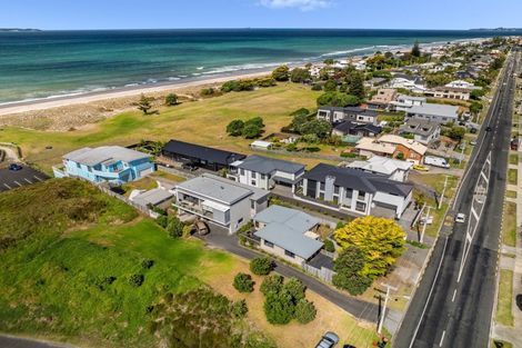 Photo of property in 1009 Papamoa Beach Road, Papamoa Beach, Papamoa, 3118