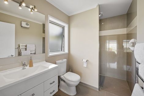 Photo of property in 7 Ryder Drive, Waiwhakaiho, New Plymouth, 4312