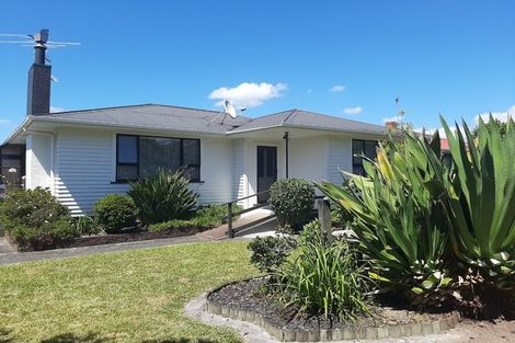 Photo of property in 1 Alan Avenue, Henderson, Auckland, 0610