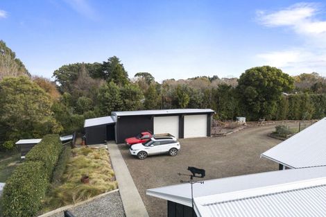 Photo of property in 172 Hendersons Line, Kelvin Grove, Palmerston North, 4470