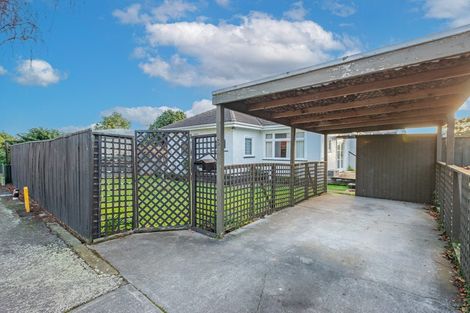 Photo of property in 6 Franklin Avenue, Hokowhitu, Palmerston North, 4410