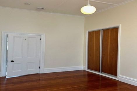 Photo of property in 2 Stanley Street, Berhampore, Wellington, 6023