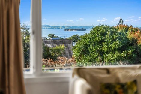 Photo of property in 1/53 Uxbridge Road, Mellons Bay, Auckland, 2014