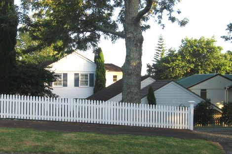 Photo of property in 4 Mount Carmel Place, Meadowbank, Auckland, 1072