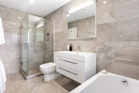 Photo of property in 161 Mellons Bay Road, Mellons Bay, Auckland, 2014