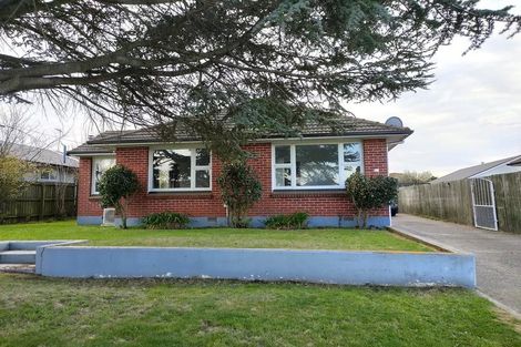Photo of property in 19 Dunedin Street, Redwood, Christchurch, 8051