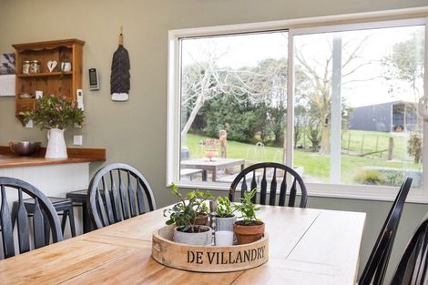 Photo of property in 780 Halcombe Road, Halcombe, 4775