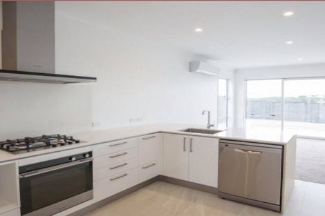 Photo of property in 35 Whenuapai Drive, Whenuapai, Auckland, 0618